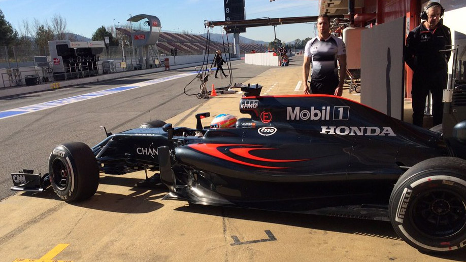 McLaren se v pondělí dopoledne soustředí na ovladatelnost a řízení pohonné jednotky