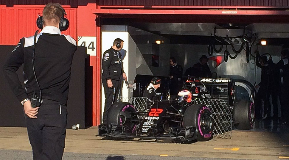 Jenson Button vyráží vstříc testování aerodynamiky na ultra-měkkých pneumatikách