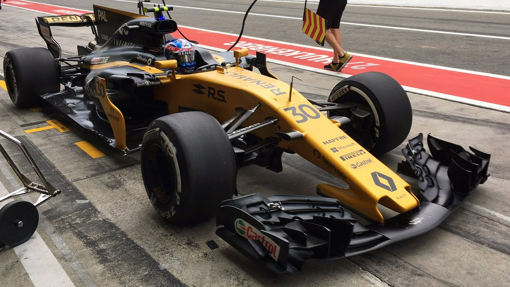 Renaultu se v Monze kvůli deficitu ve výkonu motoru zatím moc nedaří