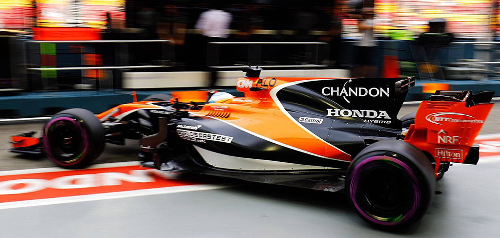 Fernando Alonso při pokusu na ultra-měkkých pneumatikách