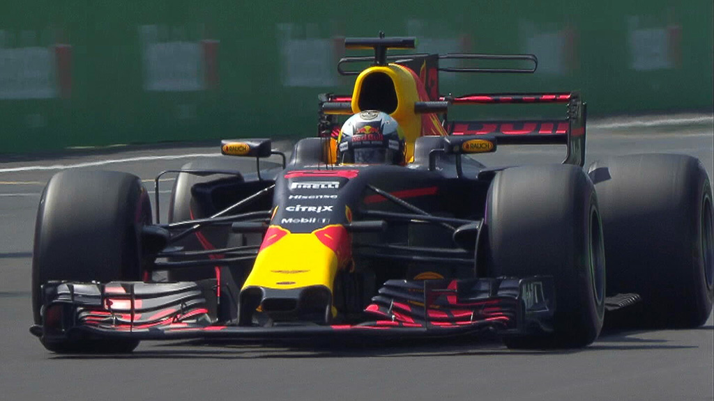 Ricciardo v 2. tréninku vystrkoval růžky, dotáhne to v neděli na metu nejvyšší?