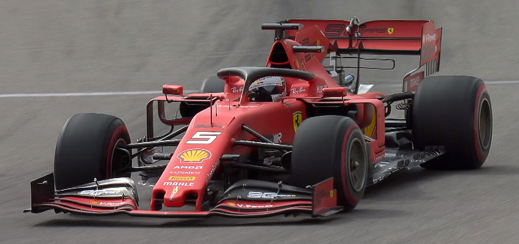 Sebastian Vettel v 1. tréninku