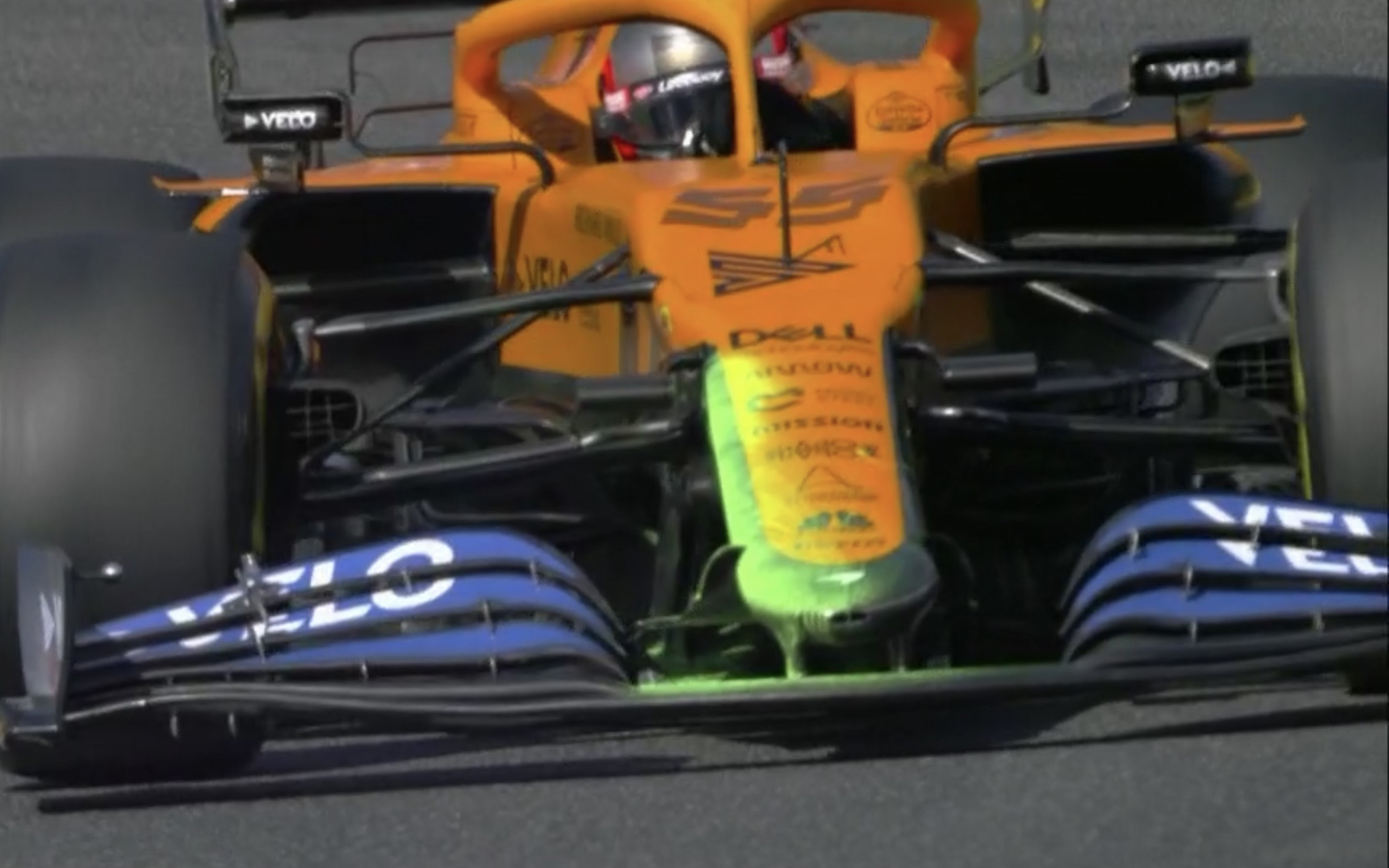 Nový nos McLarenu připomíná řešení Mercedesu